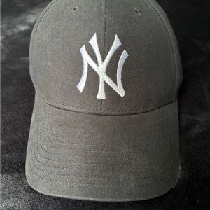 NY Yankees Navy Blue Cap